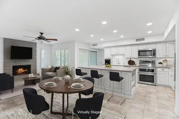 8084 E Del Laton Drive, Scottsdale, AZ 85258