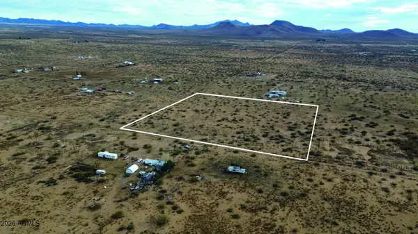 9.56 Acres E Apache Drive #19, Pearce, AZ 85625