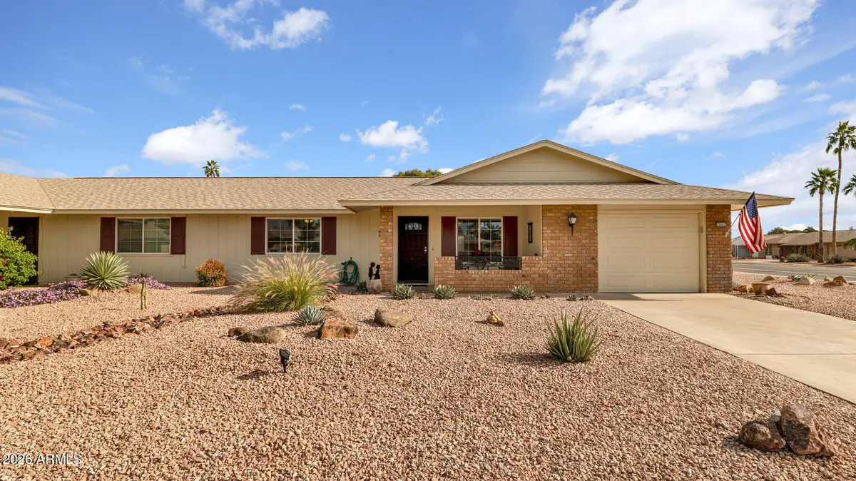 15401 N Lakeforest Drive, Sun City, AZ 85351 - Image #1