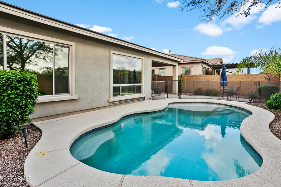 2819 E Los Gatos Drive, Phoenix, AZ 85050 - Image #2