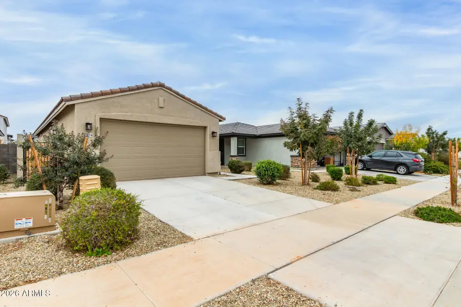 17334 W Via De Luna Drive, Surprise, AZ 85387 - Image #3