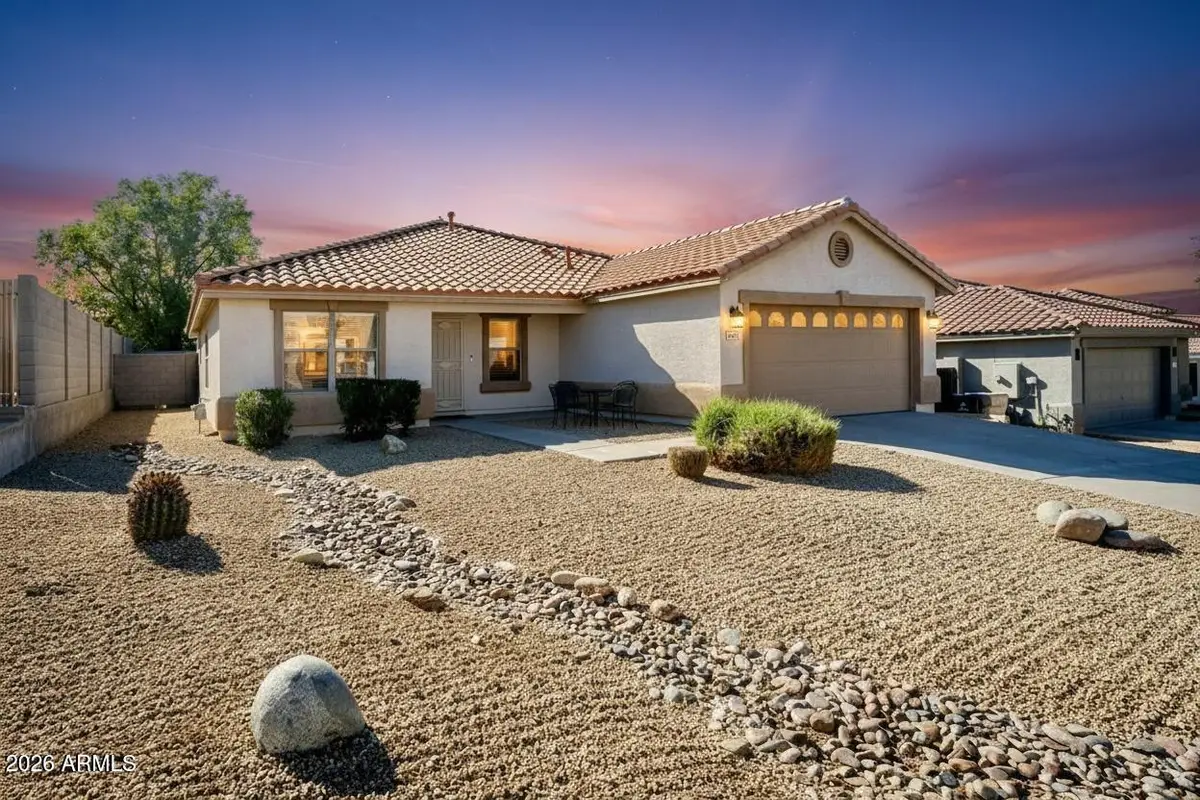 10561 W Louise Drive, Peoria, AZ 85383 - #1