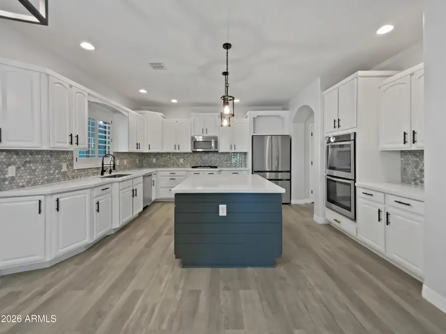 11518 E Seaver Avenue, Mesa, AZ 85212 - Image #2