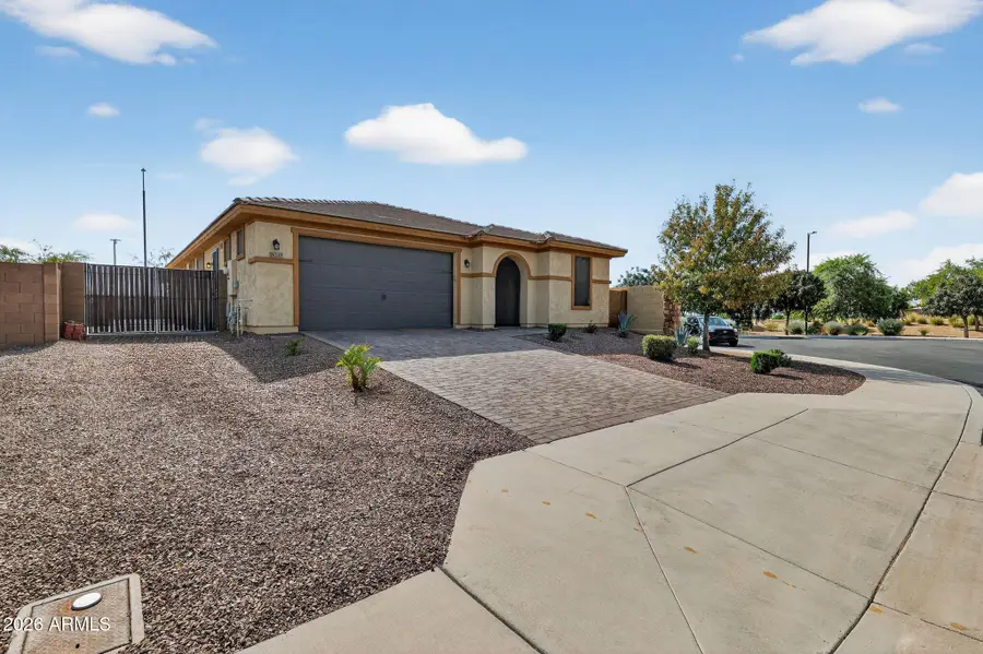 18233 W Pueblo Avenue, Goodyear, AZ 85338 - Image #2