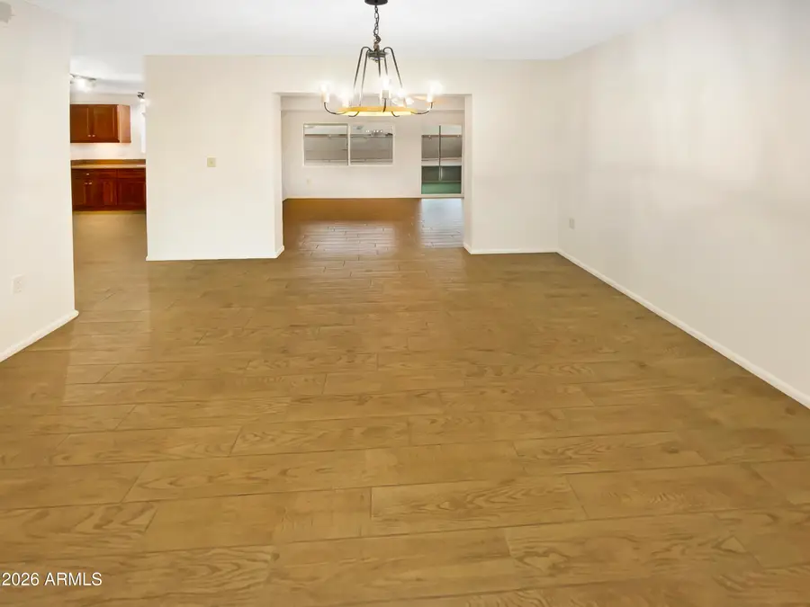 10521 W Snead Drive, Sun City, AZ 85351 - Image #3