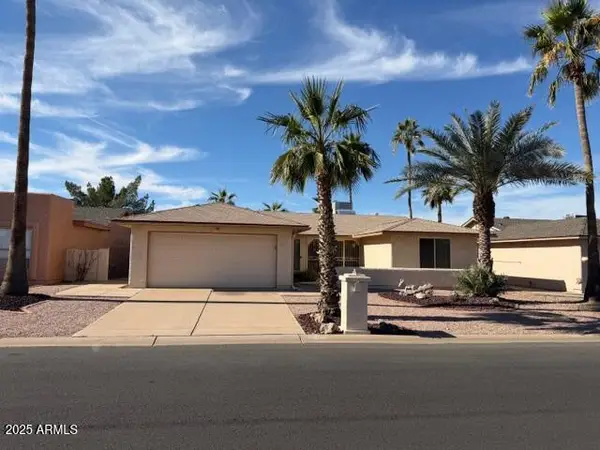 26426 S Pinewood Drive, Sun Lakes, AZ 85248