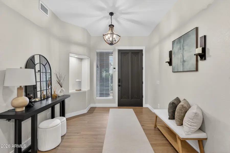 6018 E Smokehouse Trail, Scottsdale, AZ 85266 - Image #3