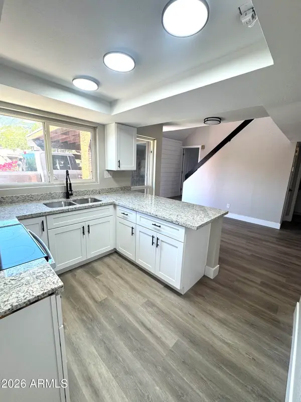 2003 N 51st Way, Phoenix, AZ 85008