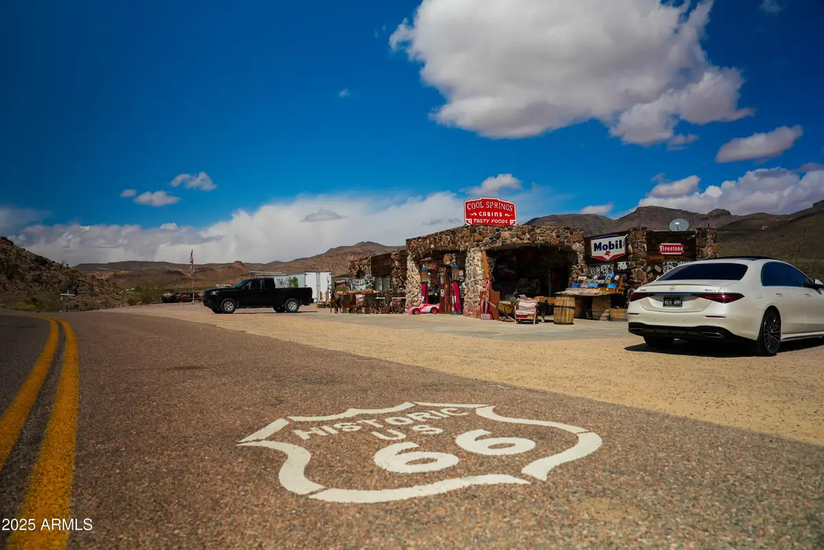 - W Oatman Highway -- #2, Golden Valley, AZ 86413 - #1
