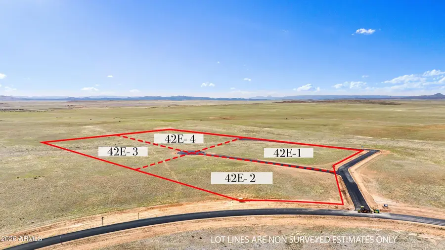 42 E-2 Smoked Oak Circle -- #42-E2, Prescott Valley, AZ 86315 - Image #2