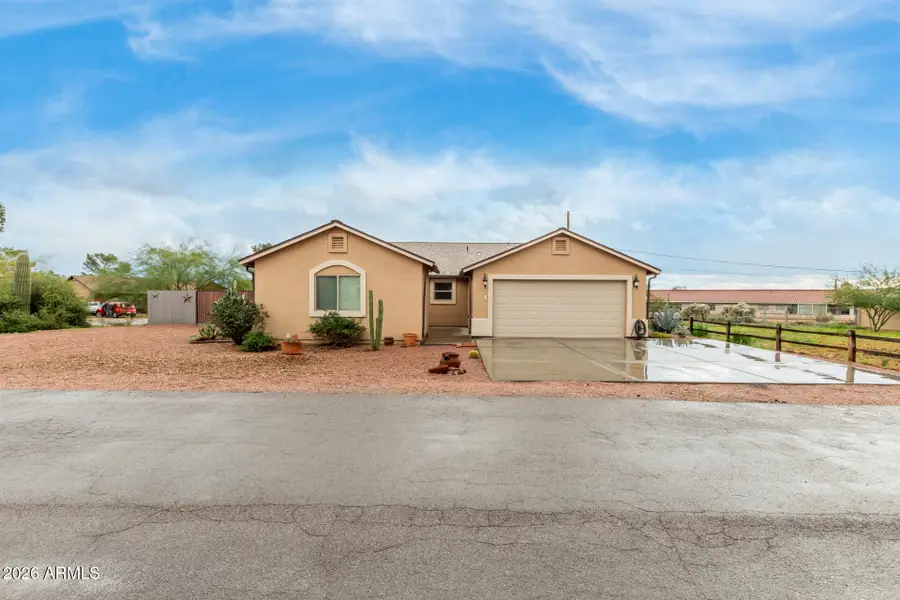 10393 E Fortuna Avenue, Gold Canyon, AZ 85118 - Image #2