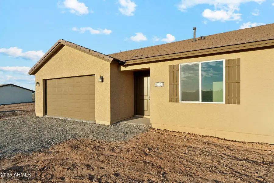 19486 W Birchwood Place, Buckeye, AZ 85326 - Image #2