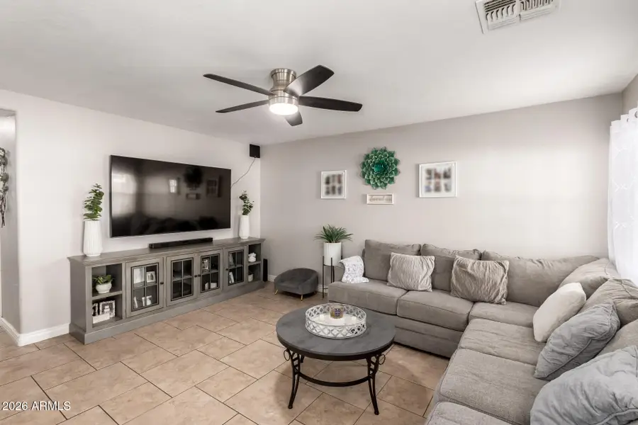 11556 W Brown Street, Youngtown, AZ 85363 - Image #2