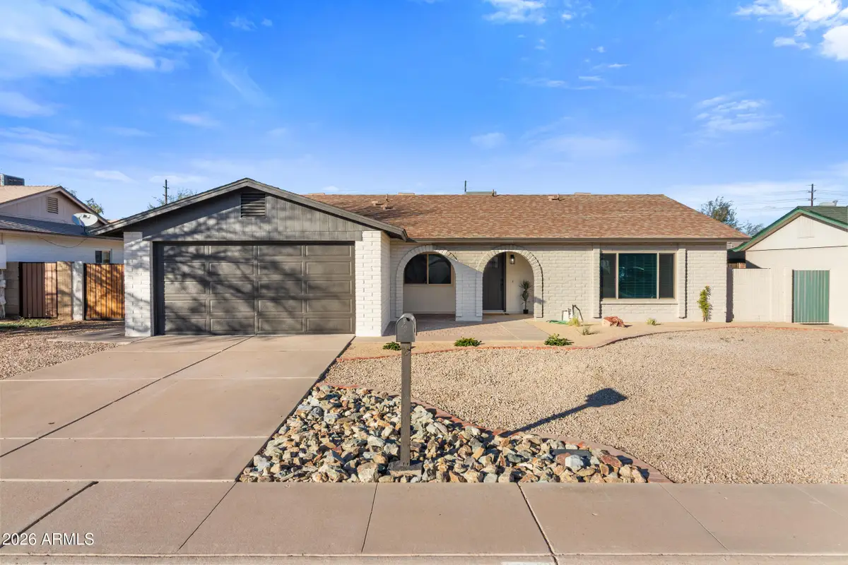 646 W Woodman Drive, Tempe, AZ 85283 - Image #1