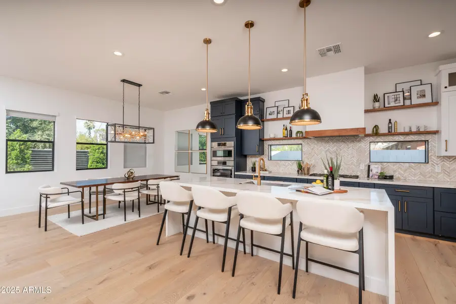 3628 E Clarendon Avenue, Phoenix, AZ 85018 - Image #3