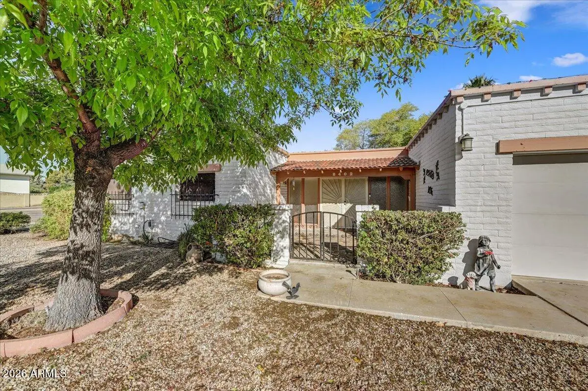 8402 E Stella Lane, Scottsdale, AZ 85250 - Image #1