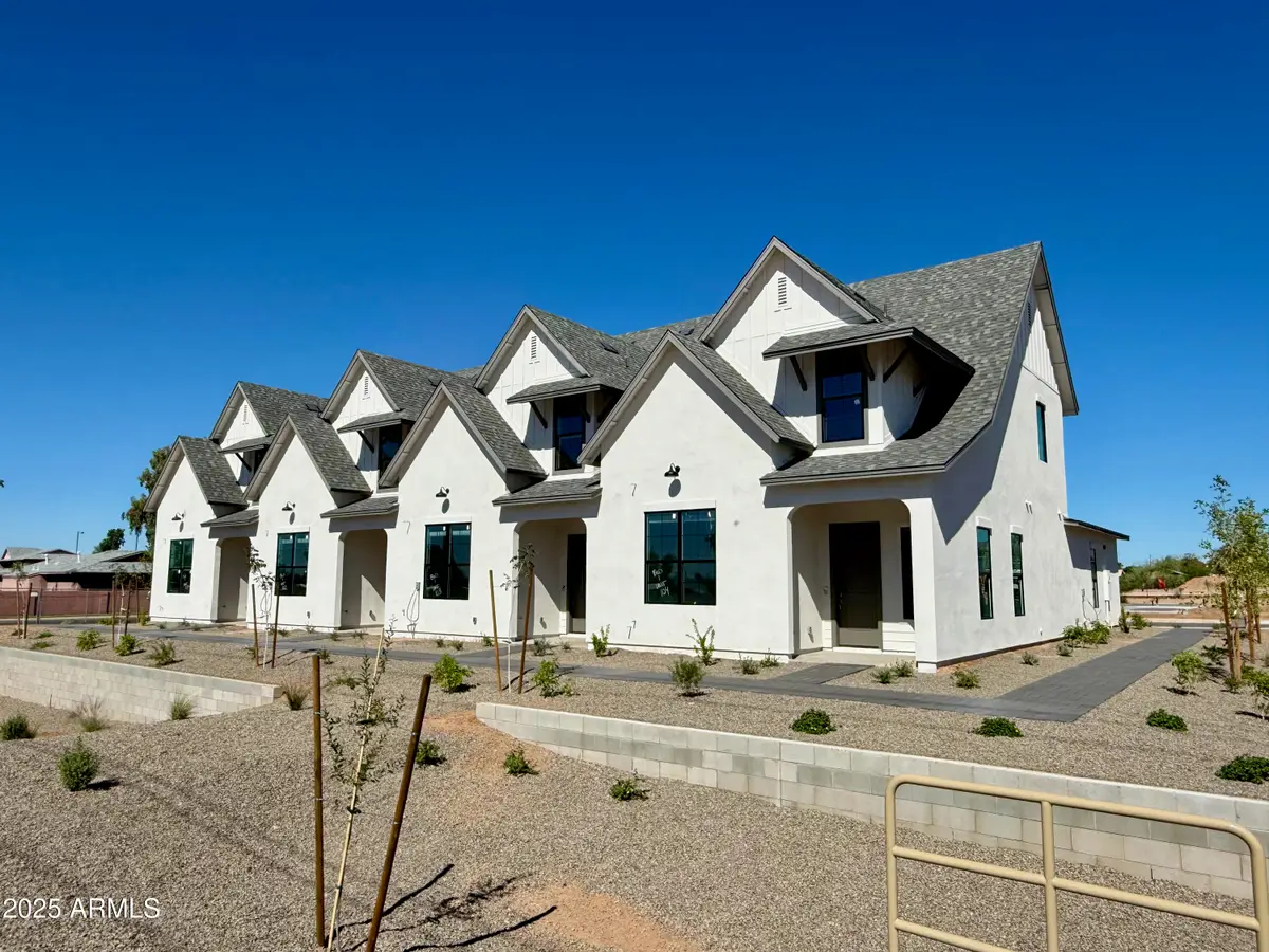 8232 E University Drive, Mesa, AZ 85207 - #1