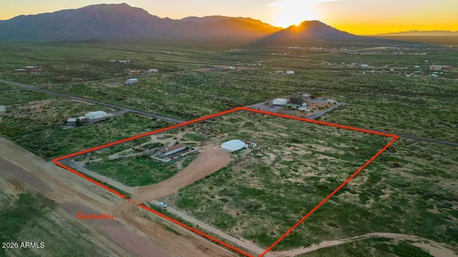 51718 W Donald Road, Aguila, AZ 85320 - Image #2