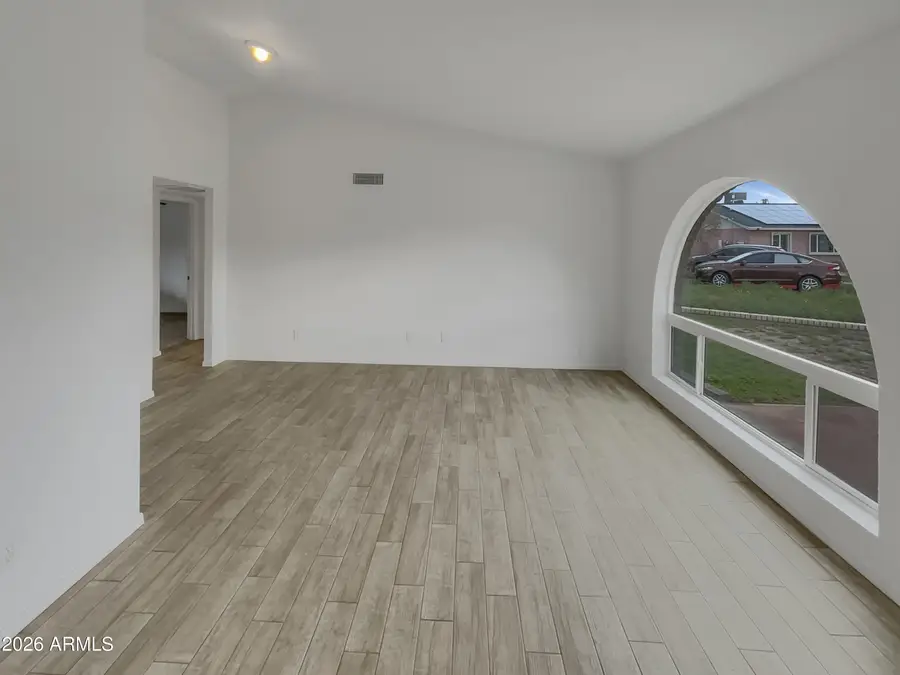 13628 N 40th Drive, Phoenix, AZ 85029 - Image #3