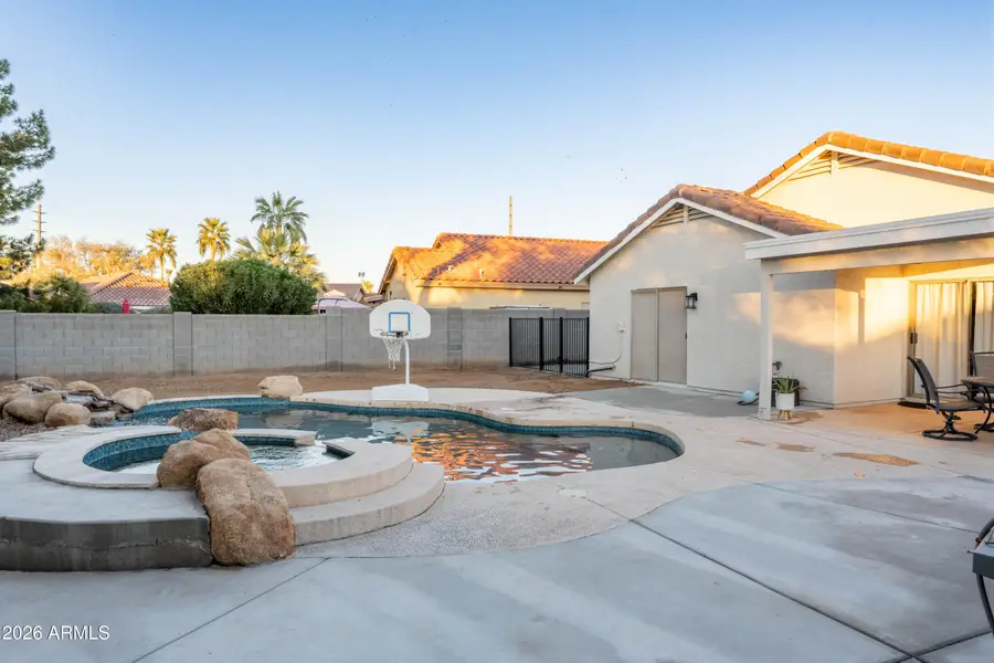 1014 S Slater Circle, Mesa, AZ 85206 - #2