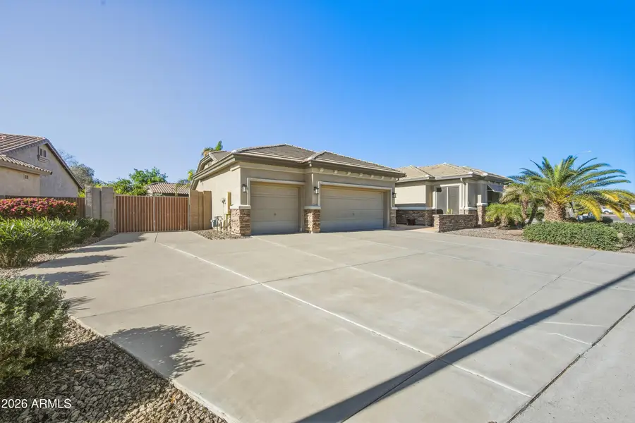 6622 S Teresa Drive, Chandler, AZ 85249 - Image #2