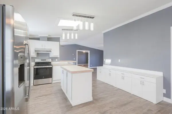 10463 N 90th Avenue, Peoria, AZ 85345