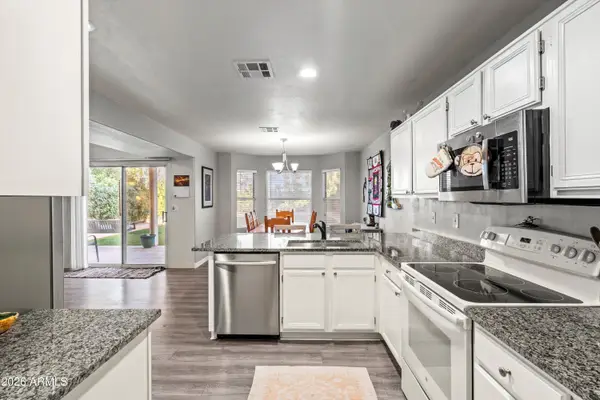 3154 E Wahalla Lane, Phoenix, AZ 85050