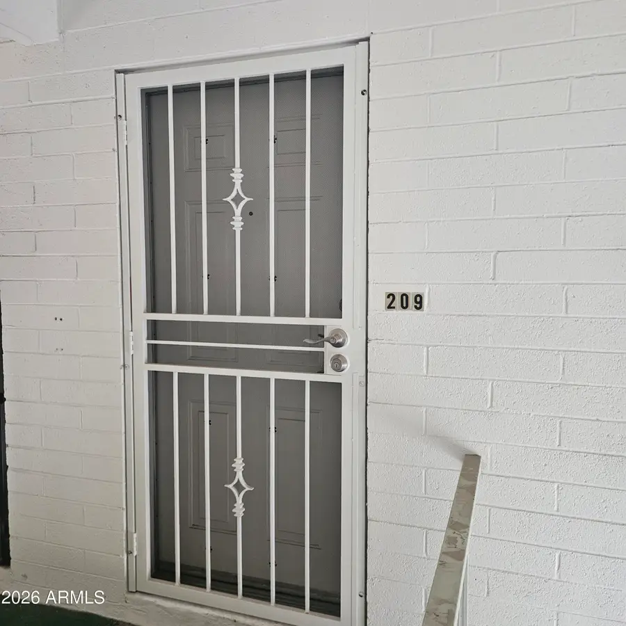 2575 W Berridge Lane #D209, Phoenix, AZ 85017 - #2