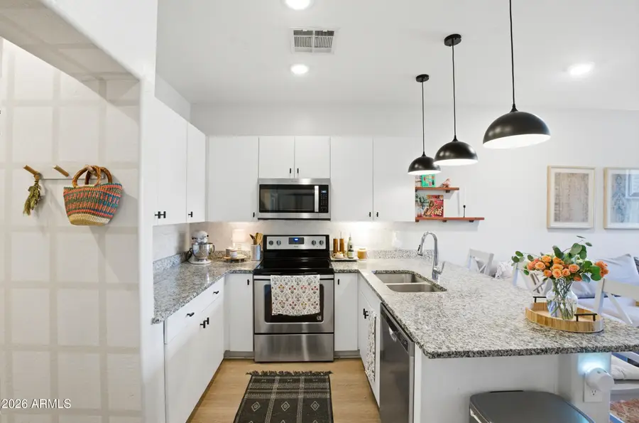 2282 E Hidalgo Avenue, Phoenix, AZ 85040 - #3