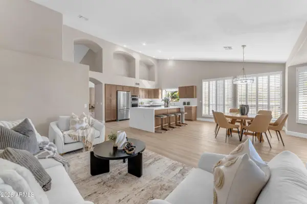 9009 E Cedar Waxwing Drive, Sun Lakes, AZ 85248