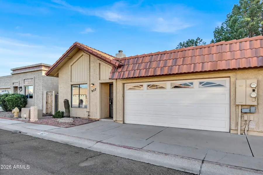 927 E Charleston Avenue, Phoenix, AZ 85022 - #2
