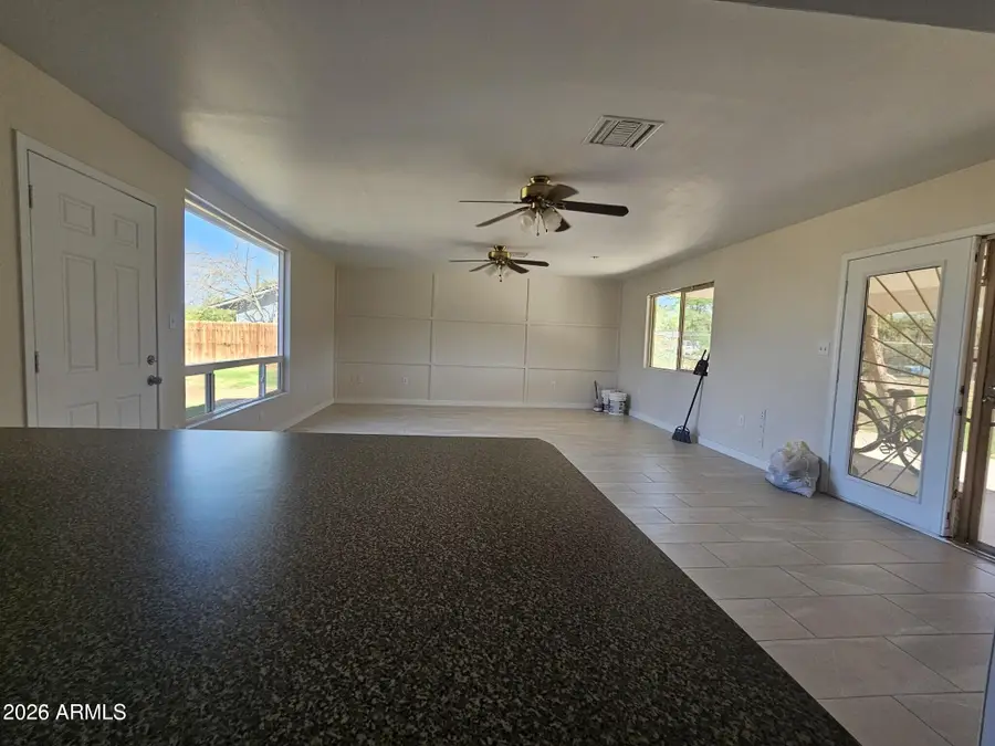 819 E Apollo Road, Phoenix, AZ 85042 - #2