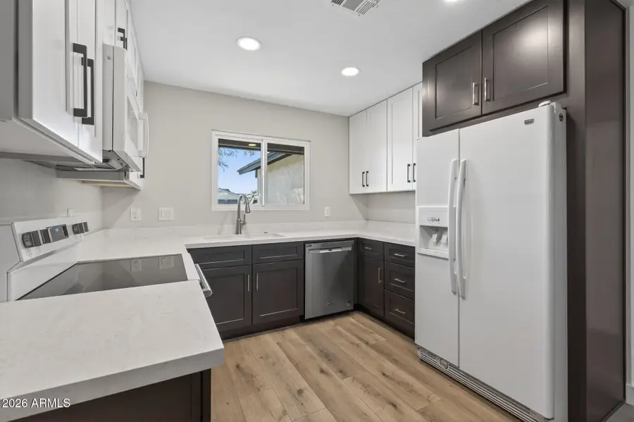 7352 W Meadowbrook Avenue, Phoenix, AZ 85033 - #2