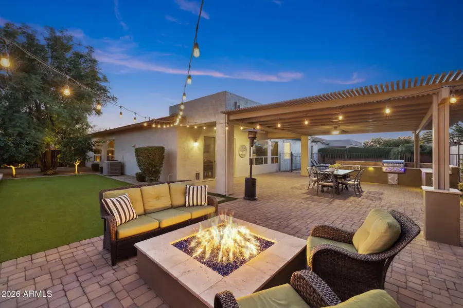 2246 E San Carlos Place, Chandler, AZ 85249 - #2