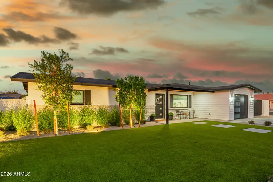 260 E Bruce Avenue, Gilbert, AZ 85234 - #3