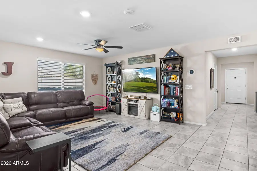 27240 N 172nd Avenue, Surprise, AZ 85387 - Image #2