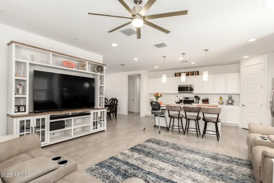 2574 S Barks Canyon Trail, Apache Junction, AZ 85119 - Image #2