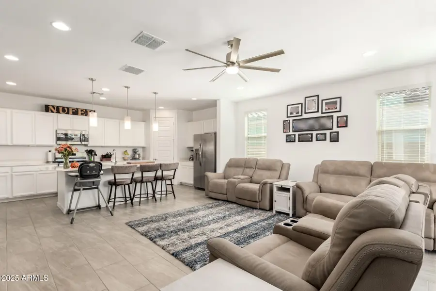 2574 S Barks Canyon Trail, Apache Junction, AZ 85119 - Image #3