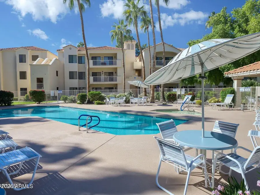 19400 N Westbrook Parkway #221, Peoria, AZ 85382 - #3