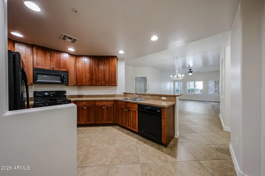 5450 E Deer Valley Drive #1001, Phoenix, AZ 85054 - Image #2