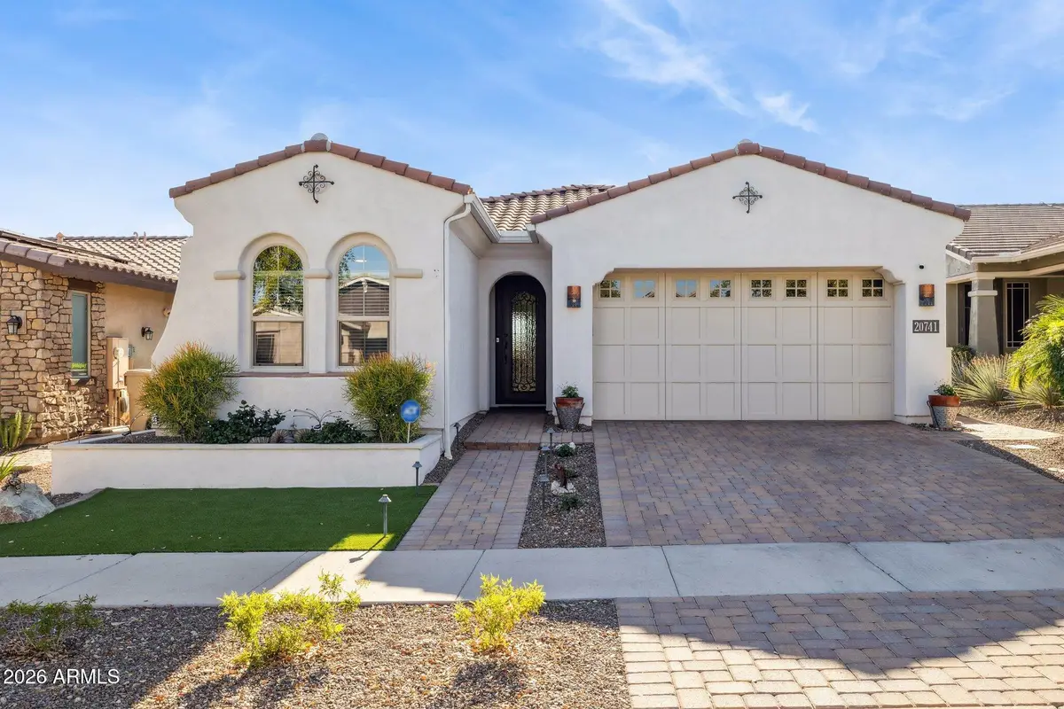 20741 W Minnezona Avenue, Buckeye, AZ 85396 - #1