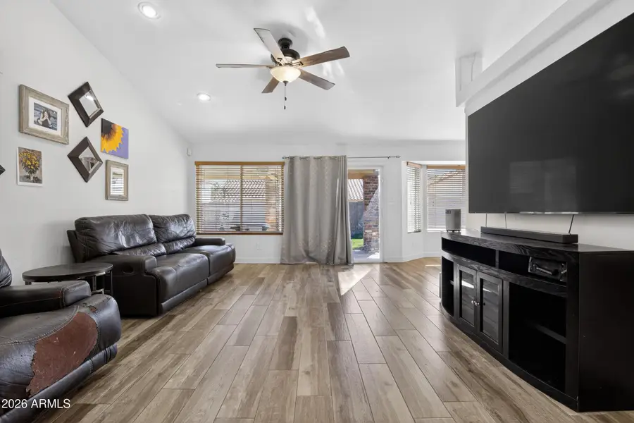 4439 E Thistle Landing Drive, Phoenix, AZ 85044 - #2