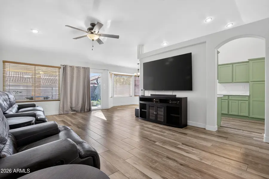 4439 E Thistle Landing Drive, Phoenix, AZ 85044 - #3