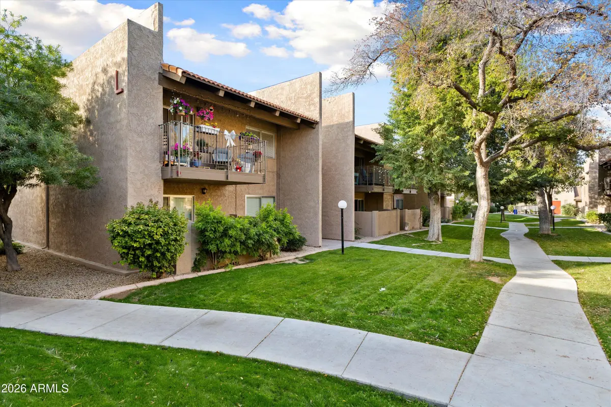 5525 E Thomas Road #L1, Phoenix, AZ 85018 - #1