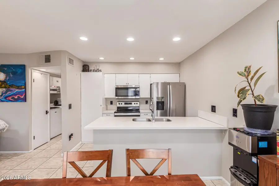 286 W Palomino Drive #104, Chandler, AZ 85225 - Image #3