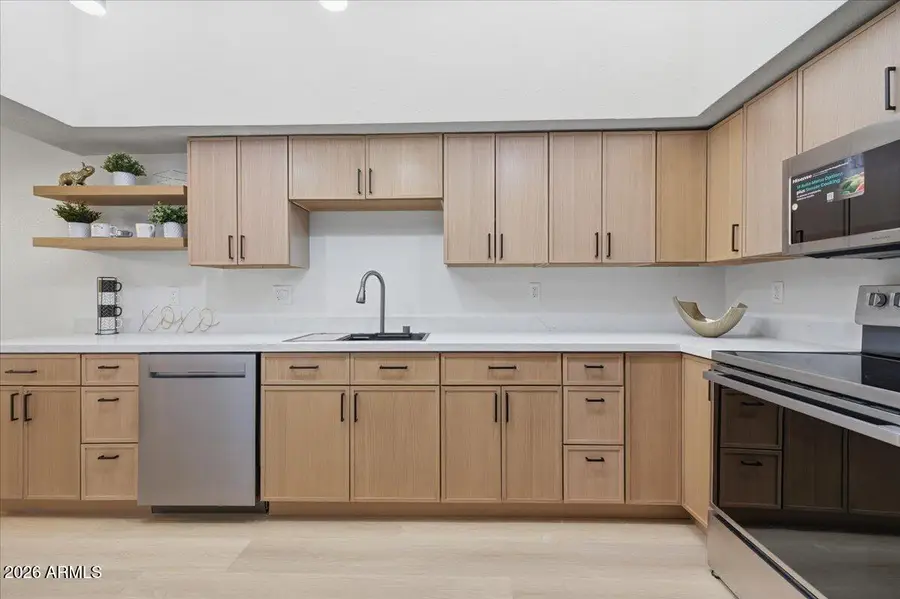 3243 N 38th Street #12, Phoenix, AZ 85018 - Image #2