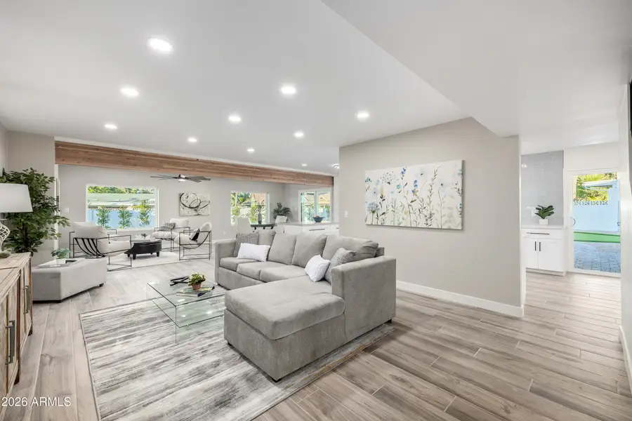 6 E Piping Rock Road, Phoenix, AZ 85022 - #2