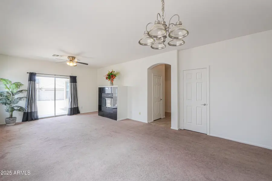 1581 E Desert Breeze Drive, Casa Grande, AZ 85122 - Image #3