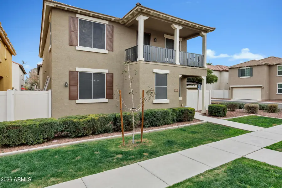 894 S Utilis Drive, Gilbert, AZ 85296 - #2