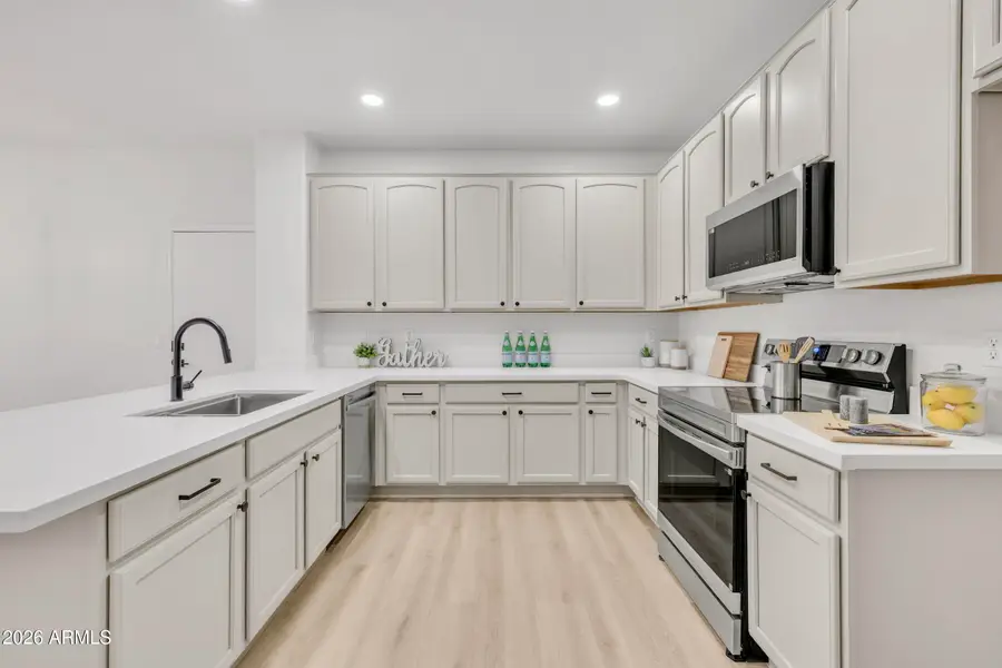 1029 S Cheshire Lane, Gilbert, AZ 85296 - Image #2